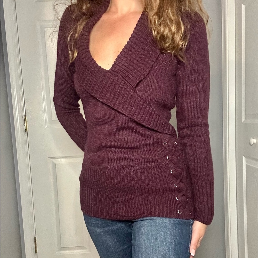 VENUS Purple V-Neck Sweater Asymmetrical Design